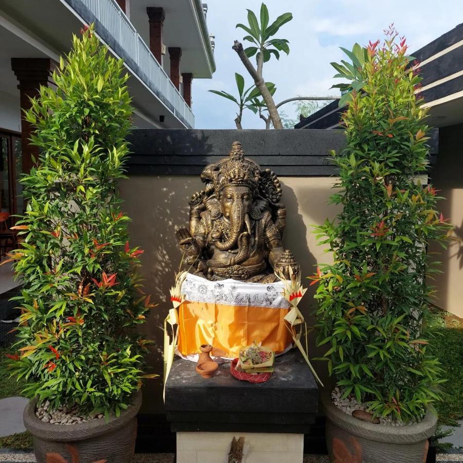 The Lucky Canggu Luaran gambar