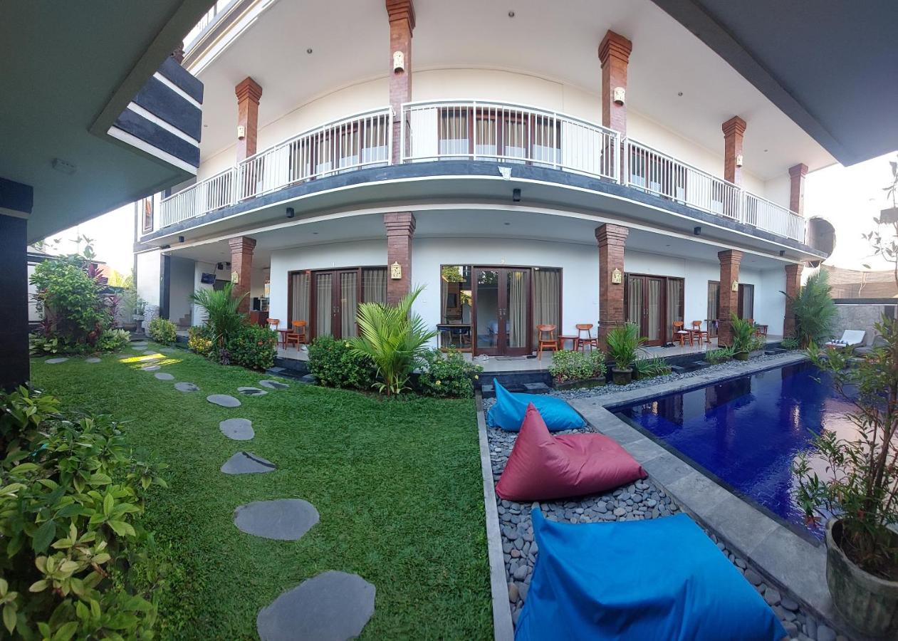 The Lucky Canggu Luaran gambar